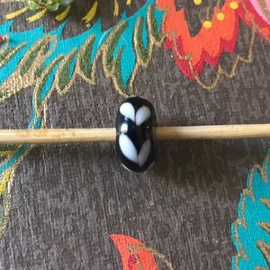 Troll Bead-Original Black Heart Troll Bead